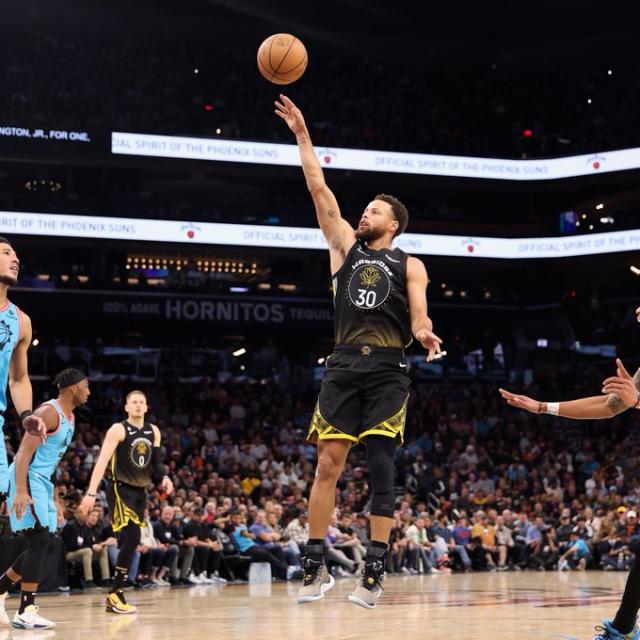 1668686838344051300.png 库里.png